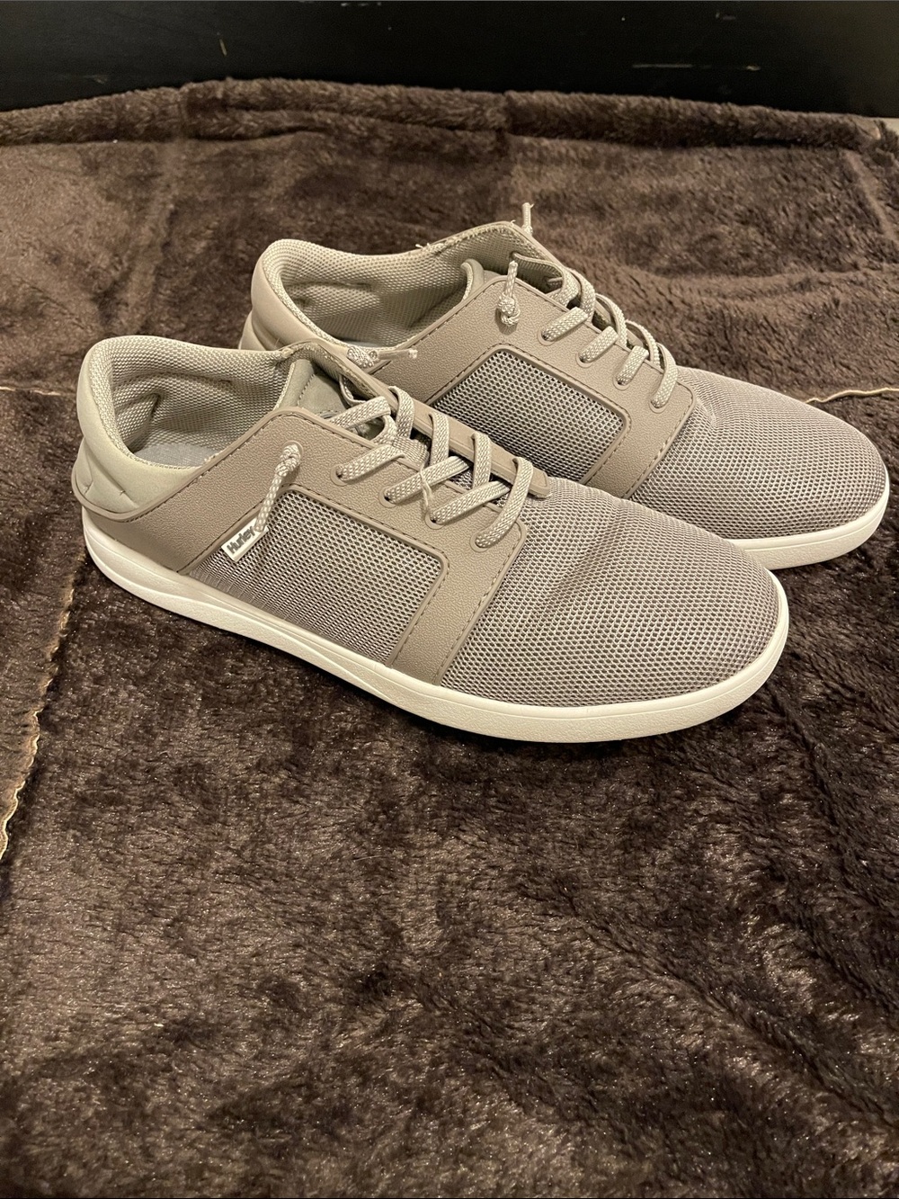 Hurley Men's Low-Top Mesh Sneakers in Tan